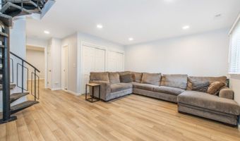 10 Augusta Dr 9, Alloway, NJ 07462