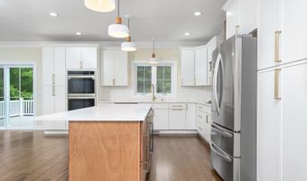 12 Verville Rd, Avon, CT 06001