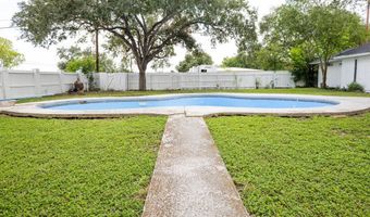 1101 Lillian St, Alice, TX 78332