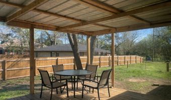 230 Washington Ave, Alto, TX 75925
