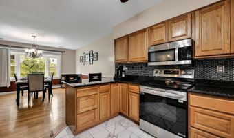 114 Tiffany Ln, Bristol, CT 06010