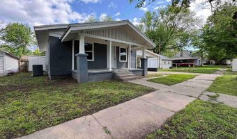 210 E Quincy Ave, Arkansas City, KS 67005