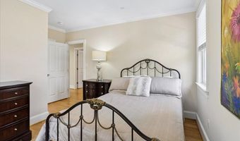 7800 RADNOR Rd, Bethesda, MD 20817