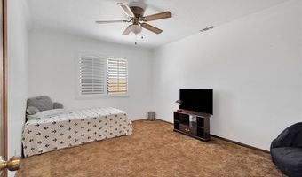 19678 Red Feather Rd, Apple Valley, CA 92307