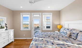 20 Coquina Trl, Bald Head Island, NC 28461