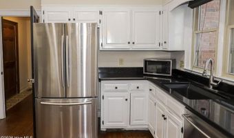 809 Houndslake Dr, Aiken, SC 29803