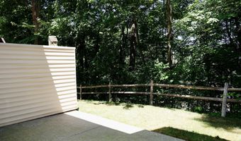 54 Idlewood 54, Bethel, CT 06801