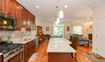 164 Bear Hill Rd 24, Cumberland, RI 02864