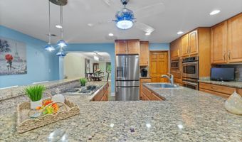 6816 SHRINE Ct, Annandale, VA 22003