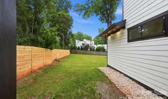 1106 Brookhurst Dr, Charlotte, NC 28205