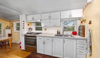 7115 Bronson St SE, Ada, MI 49301