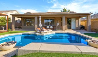 10909 W CHASE Ln, Avondale, AZ 85323