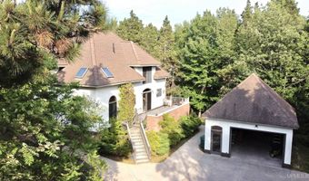 5912 5 Mile Pt Rd, Allouez, MI 49805