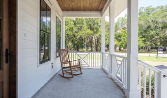 20 Millers Pond Dr, Beaufort, SC 29907