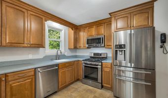 6 Woodland Cir, Bow, NH 03304