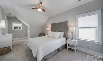 3015 Commonwealth Ave, Charlotte, NC 28205
