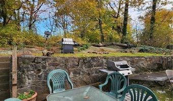 126 Goddard Ave B, Bridgeport, CT 06610