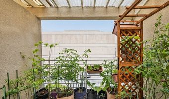456 Shatto Pl 6, Los Angeles, CA 90020