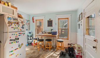 103 N Champlain St, Burlington, VT 05401