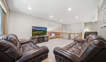 12568 Everest Ct E, Apple Valley, MN 55124