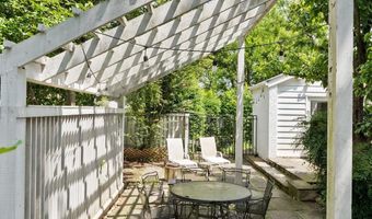 4929 JAMESTOWN Rd, Bethesda, MD 20816