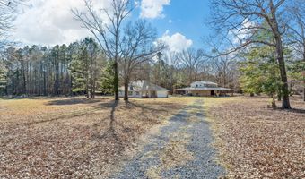 136 Scarborough Rd, Benton, LA 71006