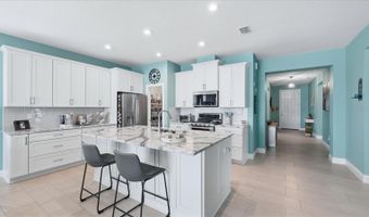 6230 ROADSTEAD Ct, Apollo Beach, FL 33572