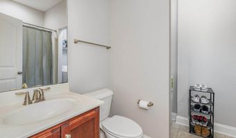1405 Town Home Dr, Apex, NC 27502