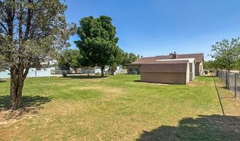 808 E Chapman Rd, Carlsbad, NM 88220