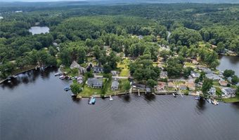 193 Shady Valley Rd, Coventry, RI 02816