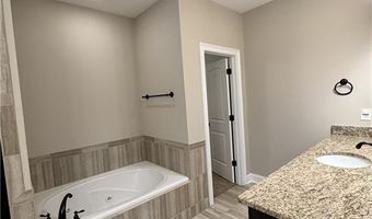 4128 CREEKVIEW Ct, Auburn, AL 36830
