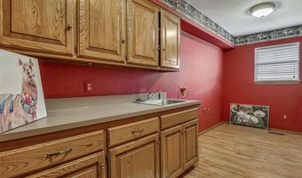 7104 NW 32nd St, Bethany, OK 73008