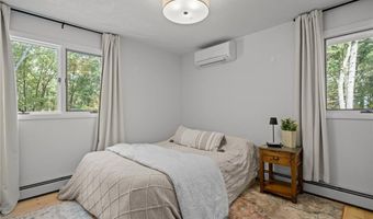 33 Slavin Path, Glocester, RI 02814