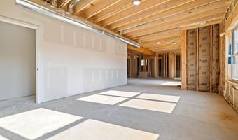 421 Beavertail Rd, Ash Grove, MO 65604