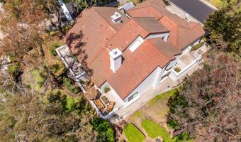 1202 Mission Verde Dr, Camarillo, CA 93012