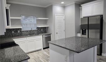 329 N 10th St, Aransas Pass, TX 78336