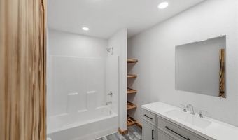 204 NE 2nd St, Adair, OK 74330