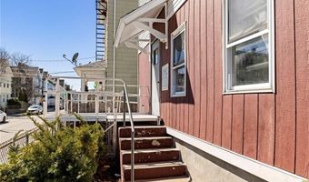 21 Watson St, Central Falls, RI 02863