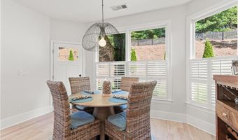 150 Fallen Leaf Ct, Alpharetta, GA 30005