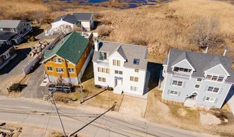 518 Ocean Ave, Wells, ME 04090