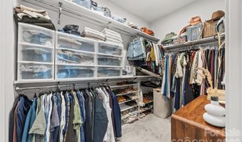 4017 Plaza Row Ct, Charlotte, NC 28205