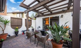 11060 Plum Tree Ln, Spring Valley, CA 91977