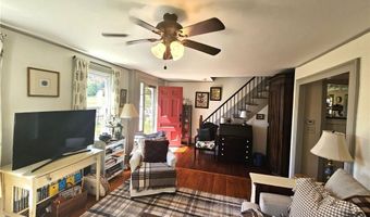 187 Dye Hill Rd, Hopkinton, RI 02832