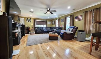 30 Twin Lakes Ave, Coventry, RI 02816