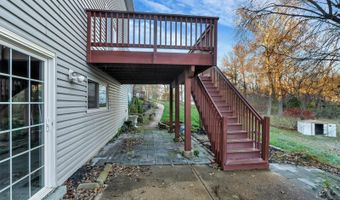 279 Oakleigh Woods Dr, Ballwin, MO 63011