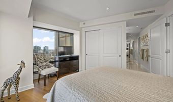 200 Harbor Dr 3702, San Diego, CA 92101