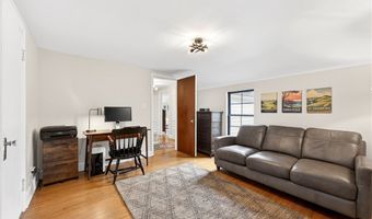 87 Sargent Dr, Amherst, NY 14226