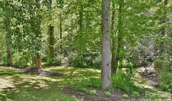 145 Fox Glen Dr, Arden, NC 28704