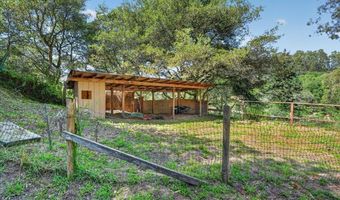 575 Snyder Ave, Aromas, CA 95004