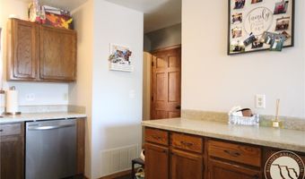 3400 Canyon Dr, Billings, MT 59102